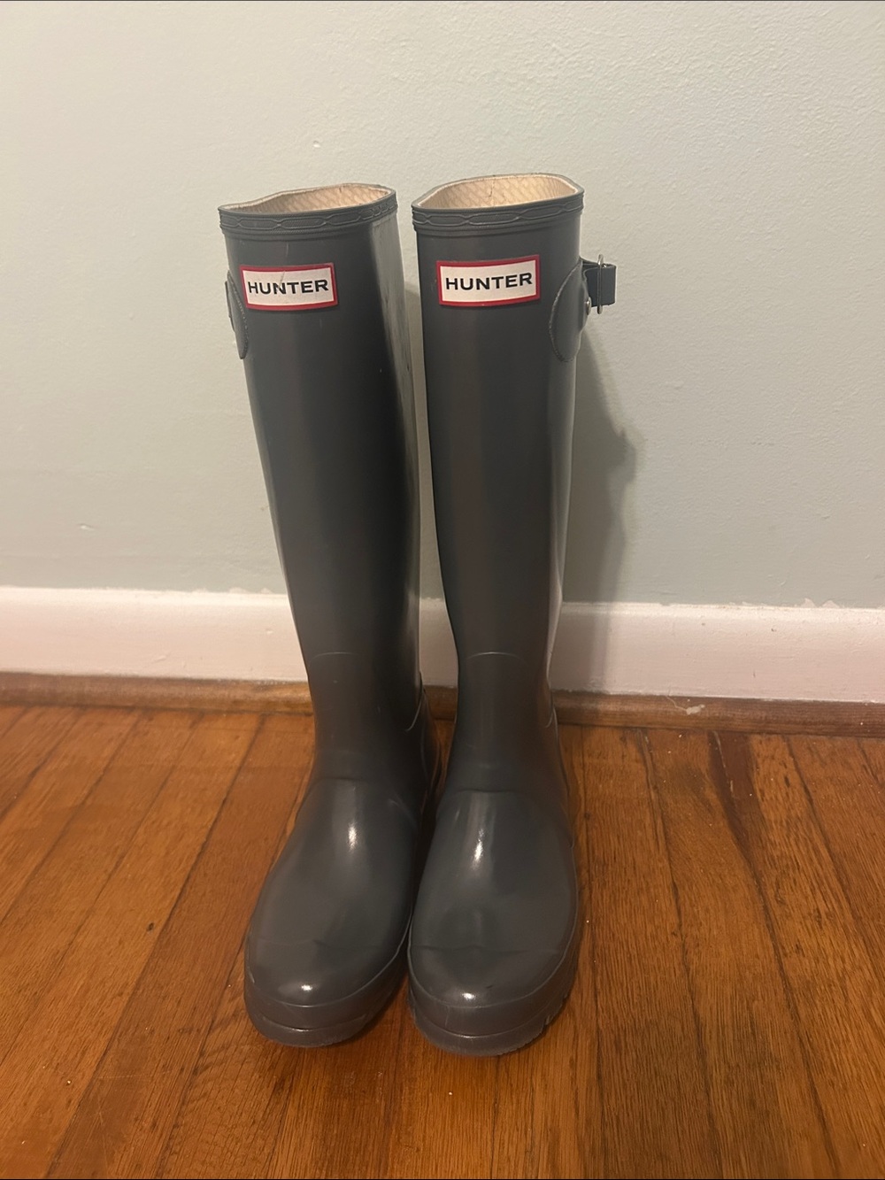 Hunter Tall Women's Waterproof Rain Boots in Charcoal Gray